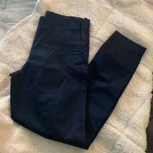 Old navy pants 6 Tall.